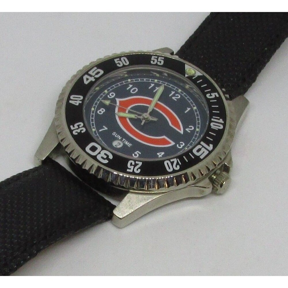 The Competitor Vintage Chicago Bears Watch Collectible Battery as of Oct-25